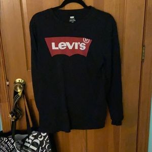 Levi’s long sleeve